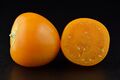 Tarte aux fruits with Physalis peruviana on top