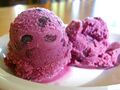 Blueberry frozen yogurt